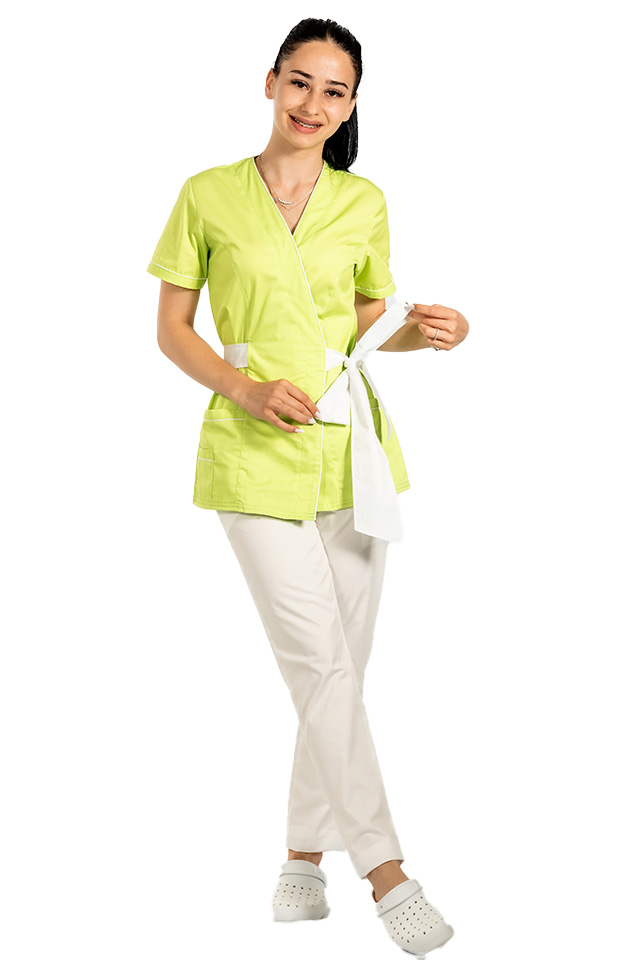 Costum de lucru pentru SPA model kimono limecu paspol alb, cordon cu legare tip fundita si pantaloni cu elastic