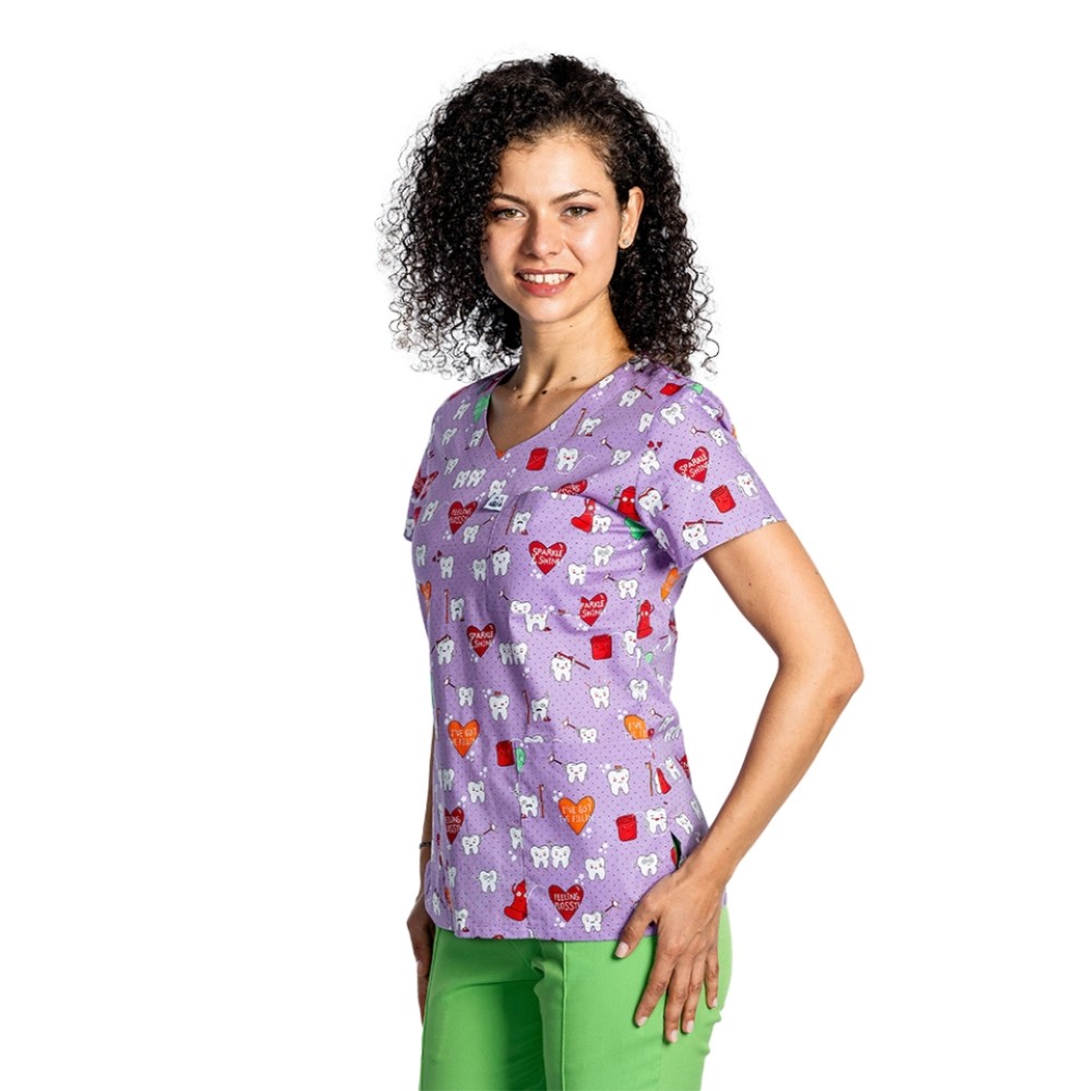 Halat de lucru pentru gradinite imprimat Dintisori , cu trei buzunare aplicate