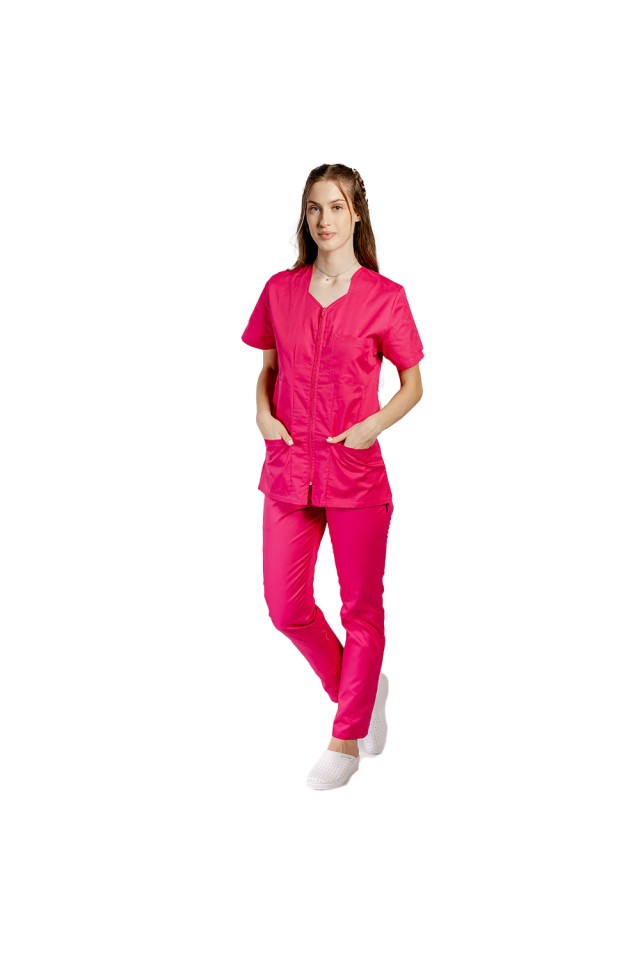 Uniforma de lucru ciclam cu bluza cu fermoar cambrata, trei buzunare aplicate si pantaloni ciclam cu elastic
