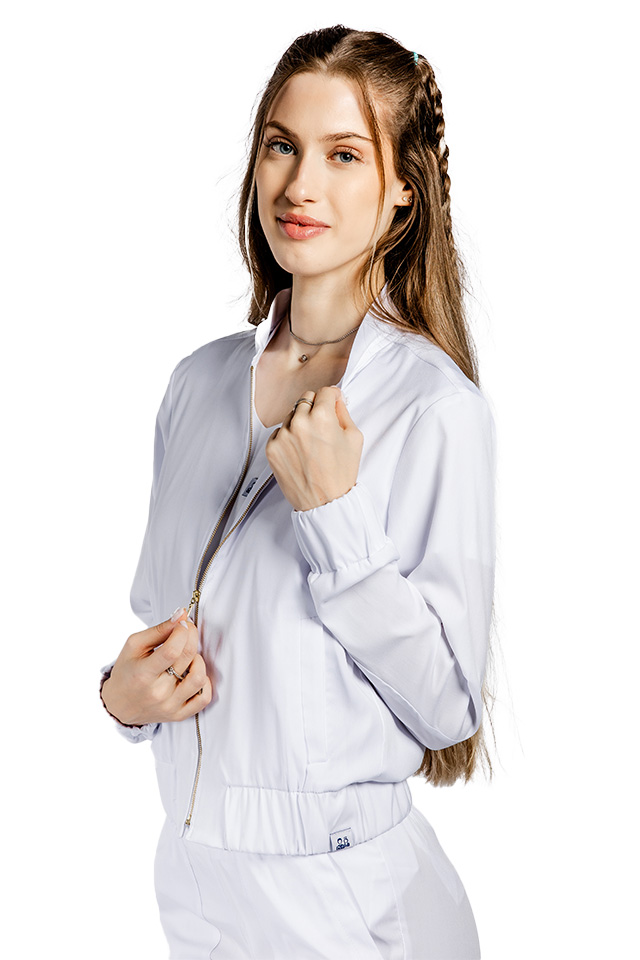 Jacheta profesionala alba din material elastic cu doua buzunare aplicate si fermoar..