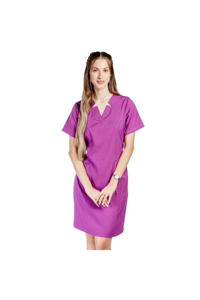 Rochie pentru SPA cu elastan magenta, cu prindere cu cordon la spate si  doua buzunare aplicate