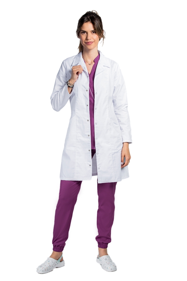 Halat pentru laborator alb, dama, cu guler cu rever ,inchidere capse, doua buzunare si maneca lunga
