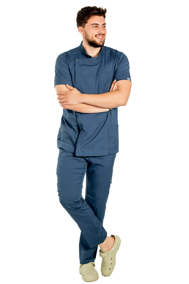 Uniforma bucatar tip tunica blue jeans cu maneca scurta, capse si fermoar