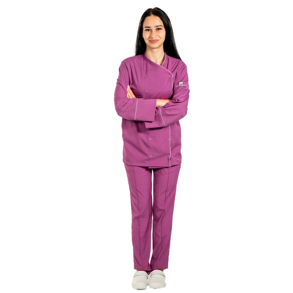Uniforma bucatar dama magenta stretch tip tunica cu capse si pantaloni cu snur si elastic in talie